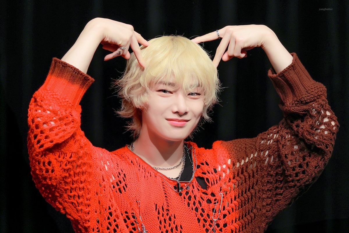 mer 🥮 SEUNGYANG PUPPY PLAY???? tweet media