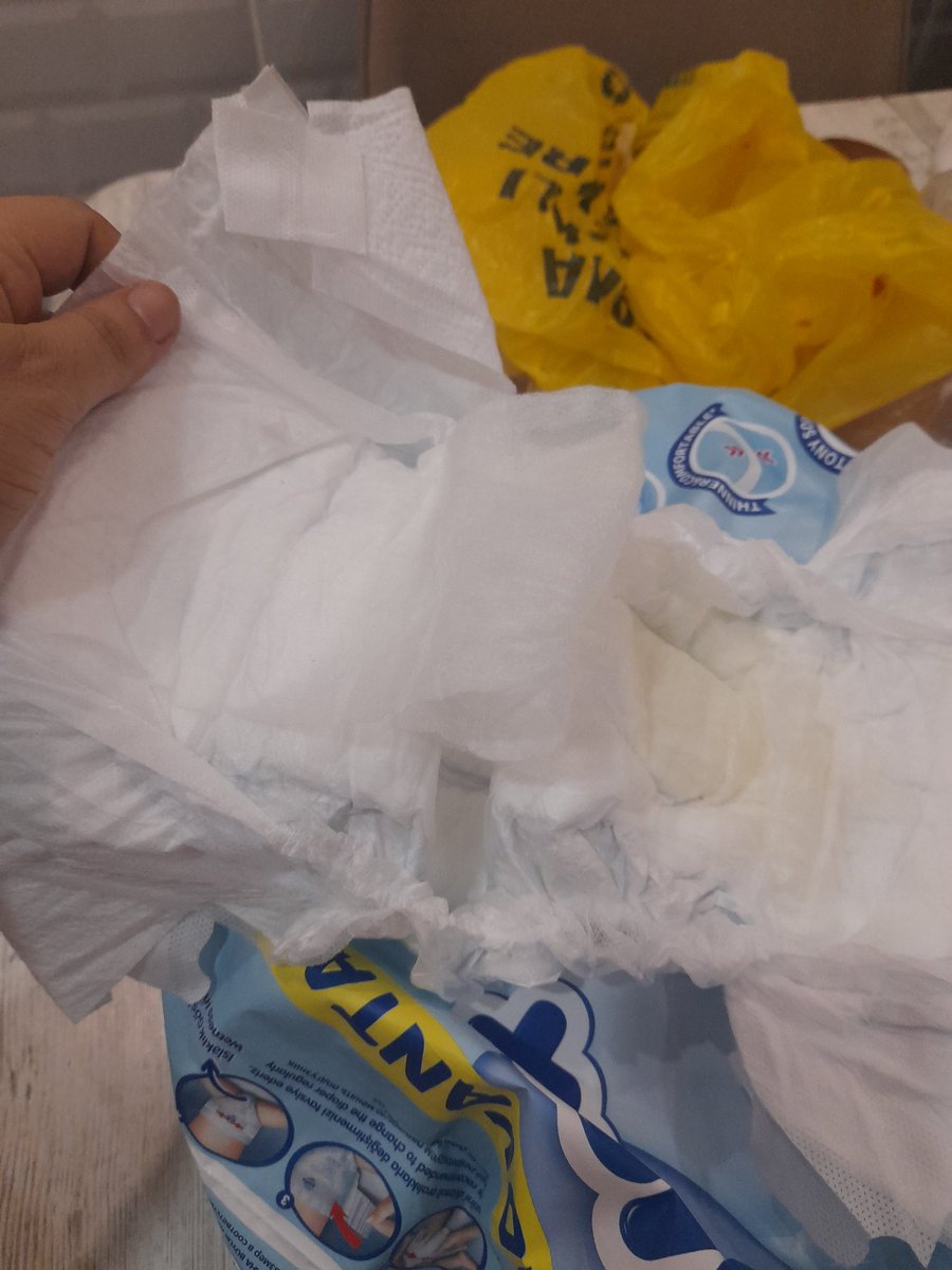sewdadoganari's tweet photo. @molfix Hatay Reyhanlı Sidal Marketten aldığımız bezleriniz  bu şekilde, orijinal mi diye düşündürüyor üstelik böyle olunca da sizdiriyor.  İlgilenir misiniz. https://t.co/vqk7hr3kDc