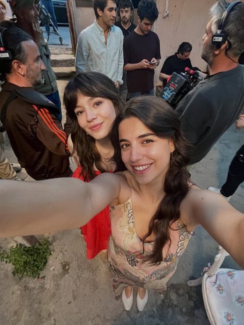 Lia⋈♡*。゜　1001 CUTIES 🥰👯‍♀️