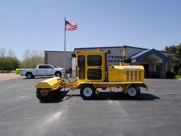 DbConstEquip's tweet photo. 2014 SUPERIOR BROOM SM80CT Sweeper, 3,300 hrs, Cummins diesel, new tires, 2-speed, heat &amp; A/C. Inspected, serviced &amp; work-ready. Stock #7656 - $20,800. Warranty &amp; financing available. Lena, WI. https://t.co/BG1o8vf89h #ForSale #constructionequipment #dbequip https://t.co/eiRhGcdXxb