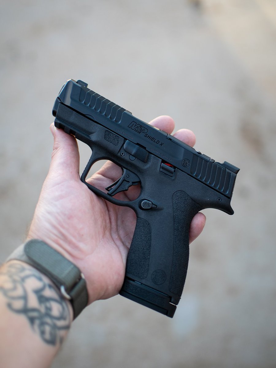 Smith & Wesson Inc. tweet media