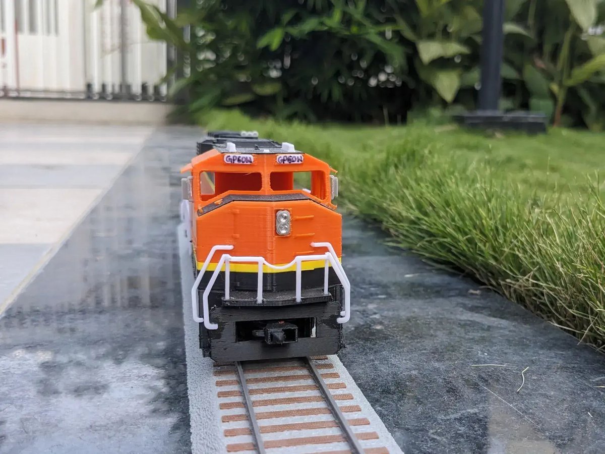 Cults3D's tweet photo. 🚂 GP60M Locomotive (BNSF) - Dragon Railway • 3D files
➡️ Download 3D print model: https://t.co/KBf9i2cKSx
💡 Designed by RamBros https://t.co/DCUpMZYarY