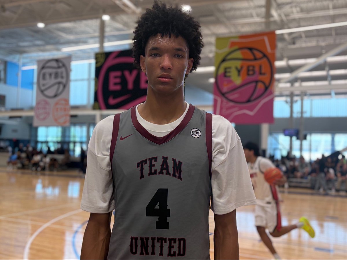 EliteHSscouting's tweet photo. Some Friday @NikeEYB 17U (2027) standouts:

📷 Micah Gordon (PSA)
📷 Ahmad Hudson (JL3)
📷 TJ Jamison (JL3)
Moussa Kamissoko (PSA)
Markus Kerr (United)
Zaahir Muhammad-Gray (Final)
Caleb Ourigou (Rens)
📷 CJ Rosser (United)
‘28 Michai White (City Rocks) https://t.co/sLkSj9NzeU