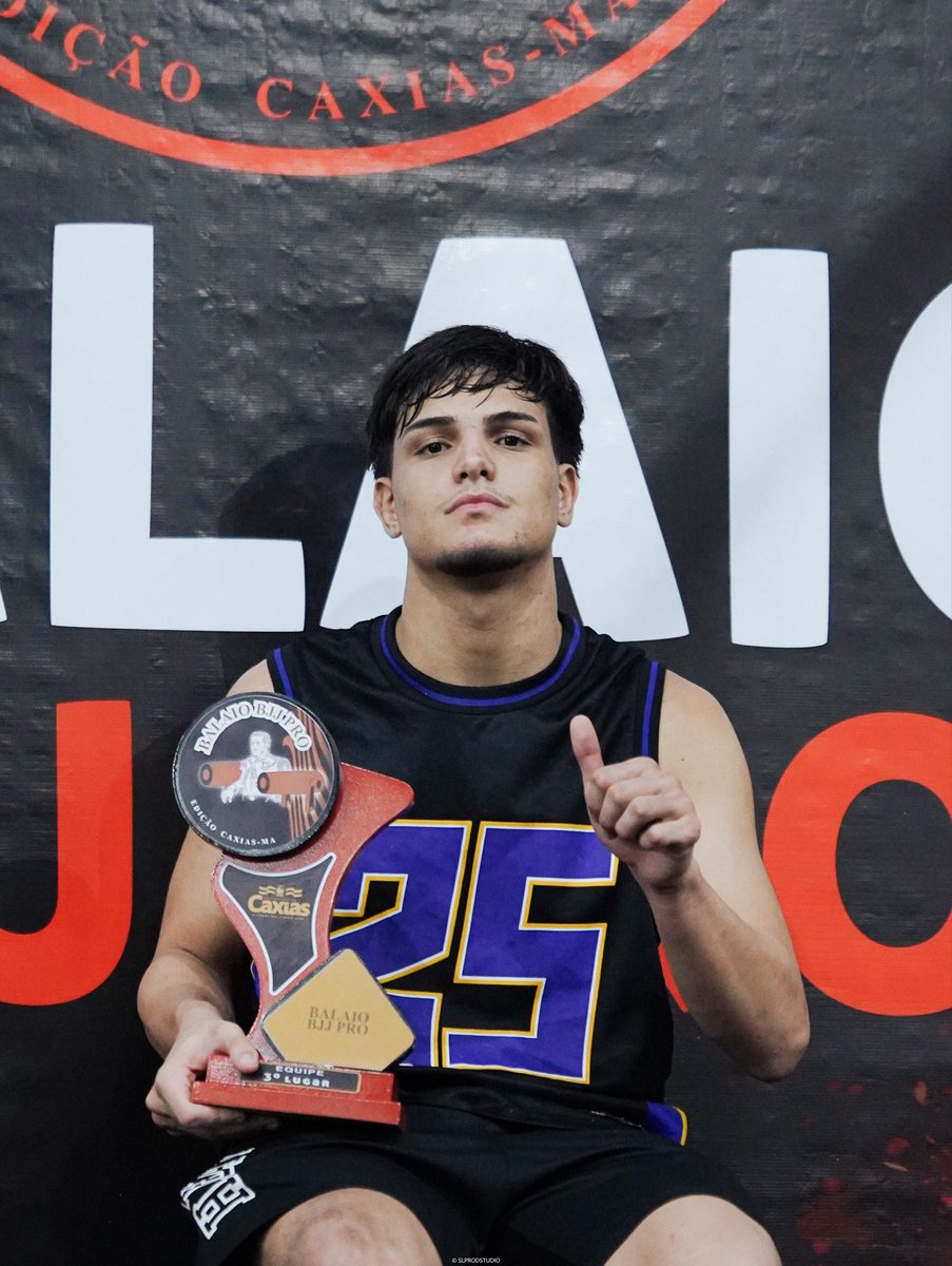 jotaveebxd's tweet photo. gosto mt😉💸🏆 https://t.co/3l8aXBOnLA