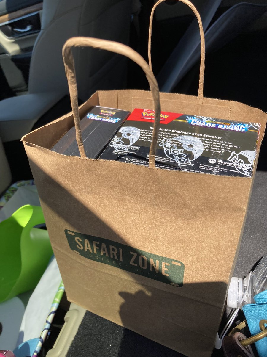 FunTimesTrader's tweet photo. Thank you @SafariZoneHQ for always taking care of the locals ❤️ https://t.co/cXyRSUGRzA