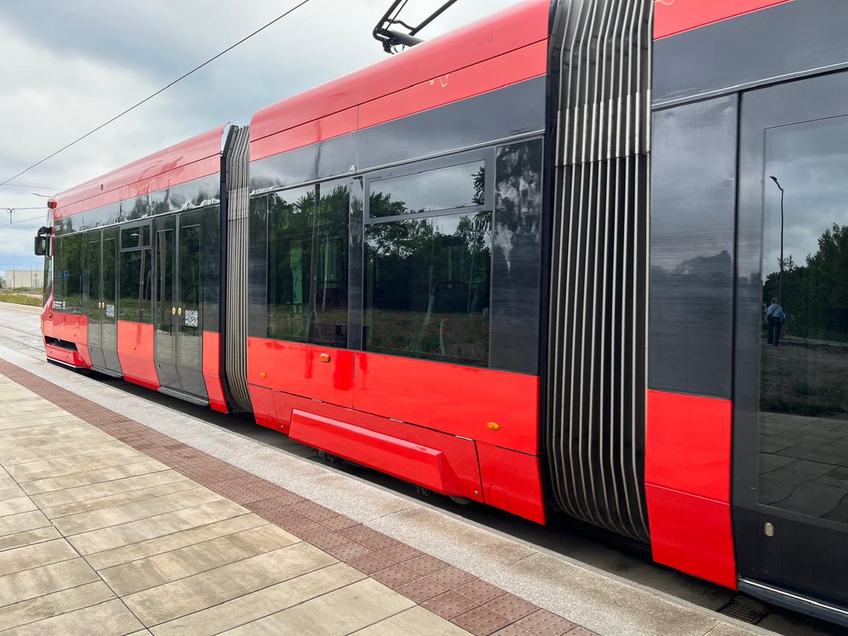 rajesh_maliwal's tweet photo. @_CTUA_ @swapan55 @PMOIndia @narendramodi A modern tram for the City of Joy is a must. #Trams #Kolkata https://t.co/riCHU0cE38