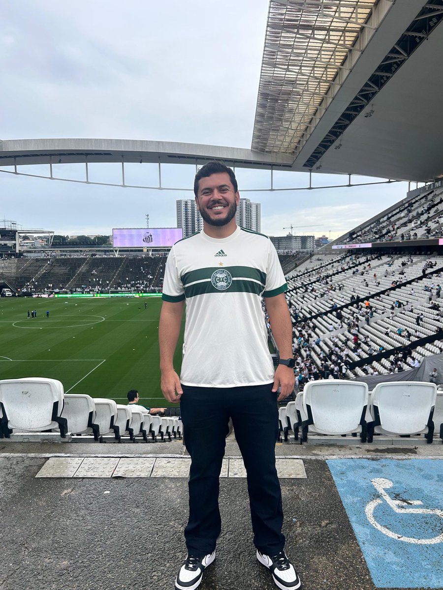 FelipeNunes_93's tweet photo. Santos 0 x 3 Coritiba na Neo Química Arena. https://t.co/ruhUER4ZMZ