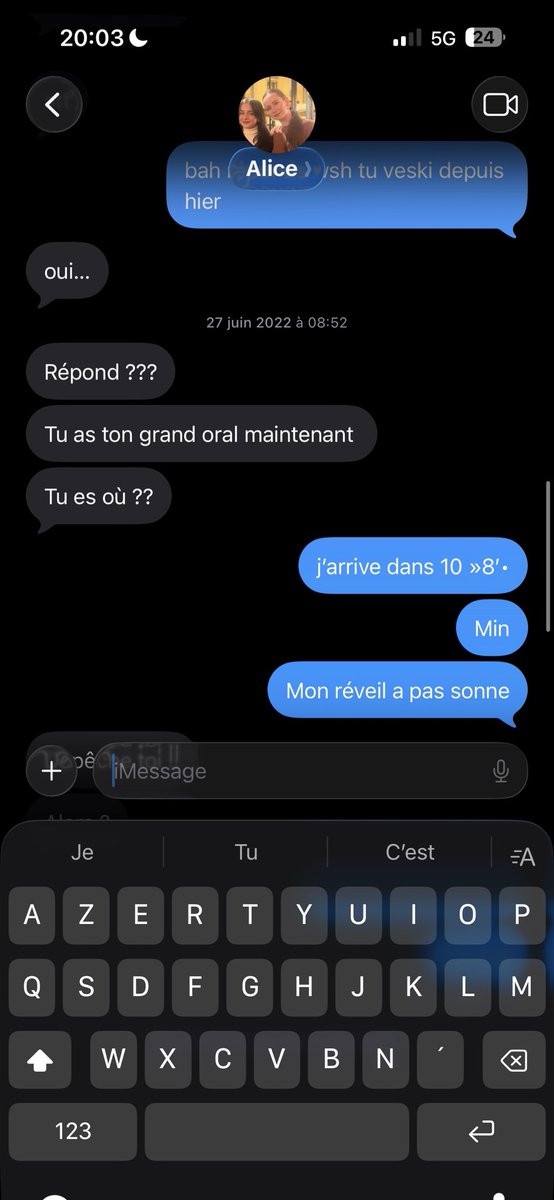 rxyanvener's tweet photo. @ElMundoSalah bah en terminale c’était une AED en parallèle et j’avais 17 ans elle 25 y’a eu un truc ouais https://t.co/A9lClLNEvU