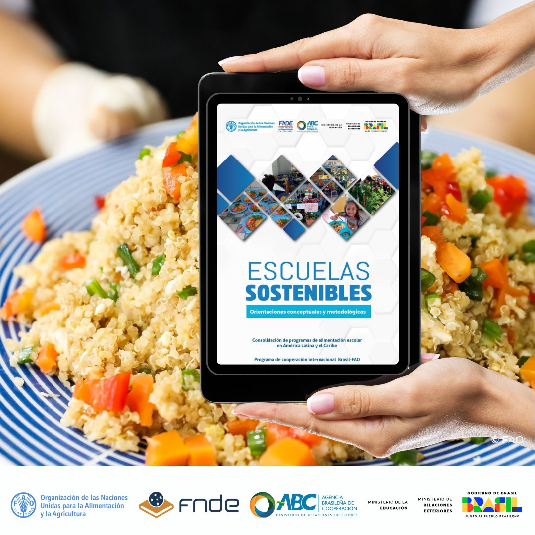 FAOBrasilCoop's tweet photo. 📌Conoce la publicación “Escuelas Sostenibles”, que presenta la hoja de ruta para implementar esta metodología desarrollada por @FAOAmericas  @ABCgovBr  y @fndeoficial hace más de 10 años.

Acceda aquí: 🔗https://t.co/q3UN3xPWIX https://t.co/tNmNEWZNO7