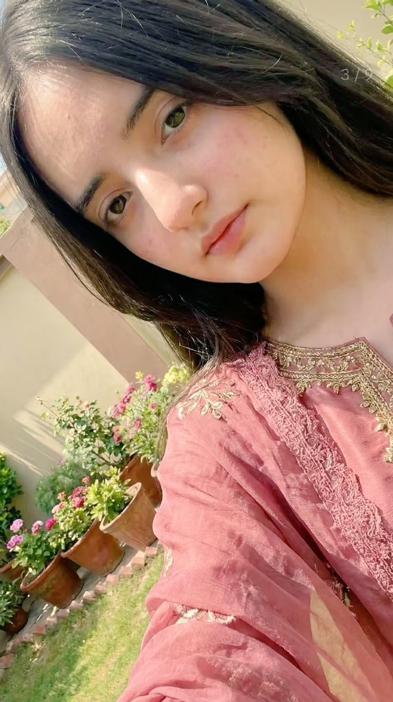 Hania0000007's tweet photo. Hi X friends good night 😴💤 https://t.co/aCiVXfDcZ0