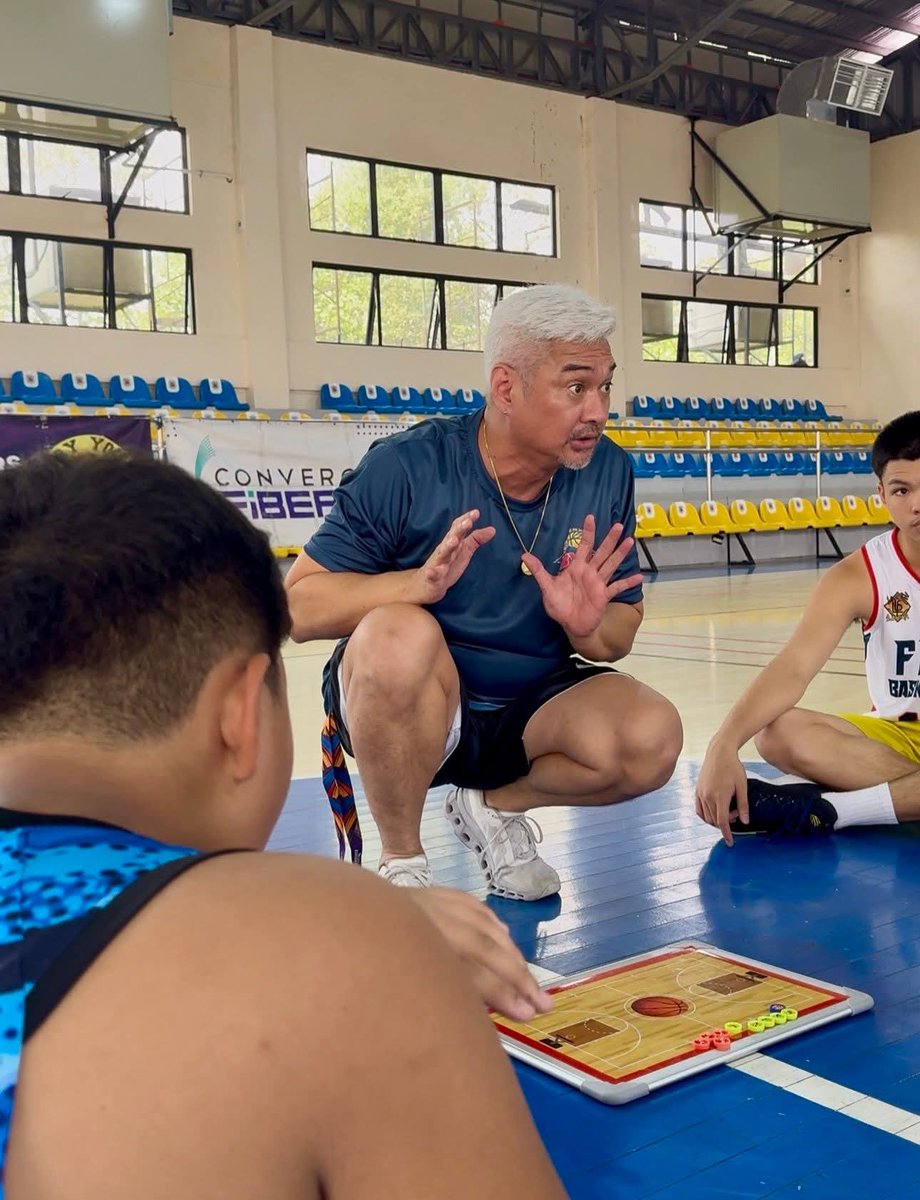 AcotCoach's tweet photo. Many thanks to our sponsors:

📍JH Athletics Sports Apparels 
📍Converge ICT Solutions Inc. 
📍Philippine Youth Dreamers Org. 
📍Kawinners Coach 

#sbp #pyd #bataanyouthdreamers #outreach #philippineyouthdreamers #pydcares #jhathletics #ConvergeICTSolutions https://t.co/DlEXb1LALT