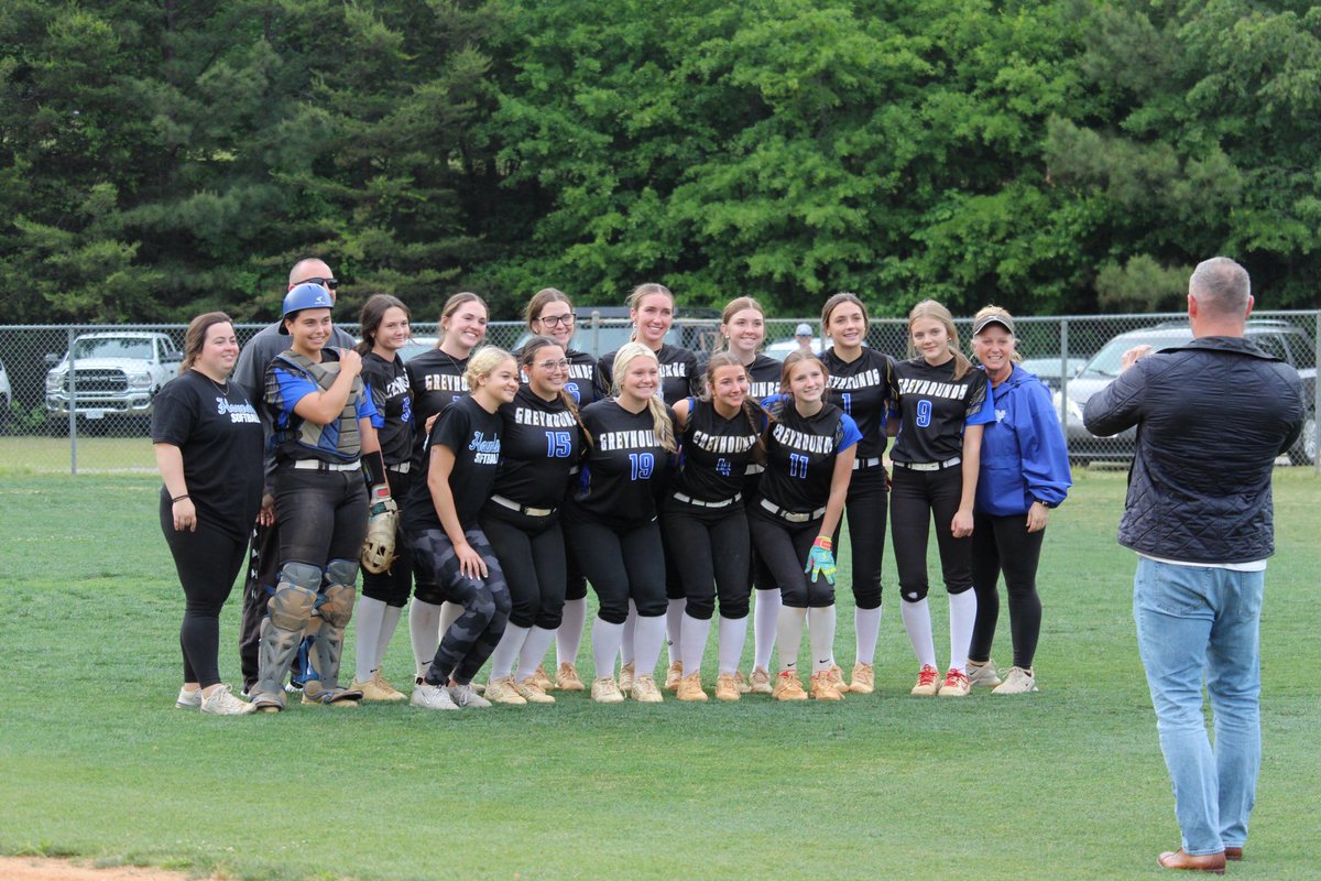 AddisonHawks_'s tweet photo. That is the end of my sophomore season after a tough loss against Fred T. Foard. I finished the season with 50.2 IP, 16 H, 5 ER, 108 SO, .691 ERA, .474 WHIP, .094 BAA. At the plate, I had a .500 AVG, .548 OBP. Now onto summer ball!❤️🖤

@KarenWeekly @MRhodesSmith @Coach_SniderSB @SLSanders20 @rittmanjohn @ClemsonCoachKJ @Coach_Wigs @KatieRepole @UGACoachTony @chelsw20 @Syd_finch @MikeDavo17 @DukeCoachYoung @CoachTaylor_W @oliviaadyan @JalaWright14 @VTechSBcoach @jjpower19 @michaellew10 @KateMalveaux  @CoachDot_LU @CoachMalveaux @DJSanders37 @rykerzc @PRSTAGGS @whitjones25 @AleeexIbarra @MattAlberghini @courtney_ogle12
@UACoachMurphy @lmcmahon7
@KaylaBraud1 @adamarbour @CoachNealPT @ashleychastain @KatieRBrowder @jodydavidson @CoachZack21 @CoachDot_LU @coachkfagan @SamiFagan @kickem2theKIRB