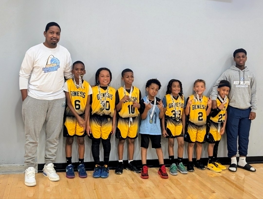 Genesis_Basketb's tweet photo. The Genesis 1st/2nd grade team is improving fast, and it's showing. 

In their first tournament experience, these boys went 3-0 and showed all the hard work they have been putting in at practice. 

Proud of these boys, first of many to come!

#GenesisProud #GenesisFamily https://t.co/okXkxxtT5P