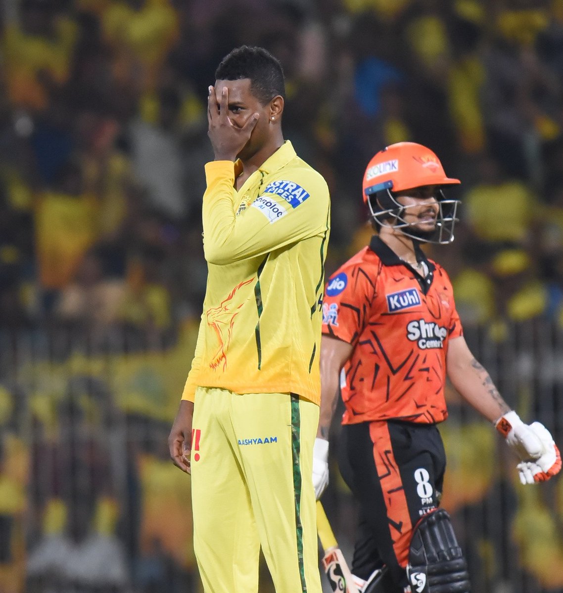 itz_Chris_off_'s tweet photo. Both Clowns thinks they won the Match 🤣😂

Yellow Dogs Overconfidents 🤣😂

#CSKvsSRH https://t.co/WO00UWdmYv
