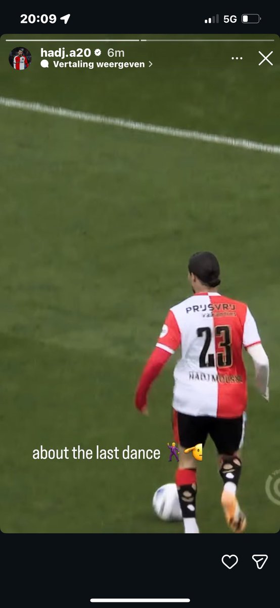 Feyenoordsprt's tweet photo. Hint hij op vertrek? Of bedoelde hij letterlijk de laatste wedstrijd van het seizoen? #feyenoord https://t.co/LPU3OnGboN