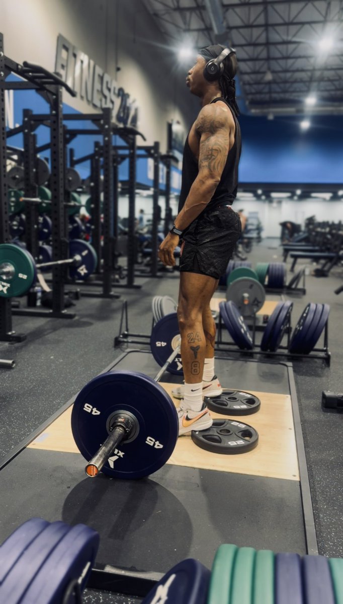 deadlifts!!