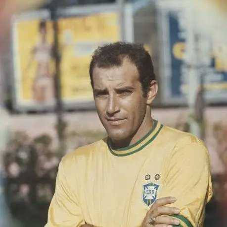 eligecrf's tweet photo. "A ausência do Romário é uma vergonha. Ele com apenas 2% de sua capacidade é melhor do que todos os atacantes convocados"

Gerson, pré convocação da copa de 2002.

Engraçado que esse é o mesmo argumento dos fãs do Neymar kkkkkkkkk https://t.co/j4oliar5Tu