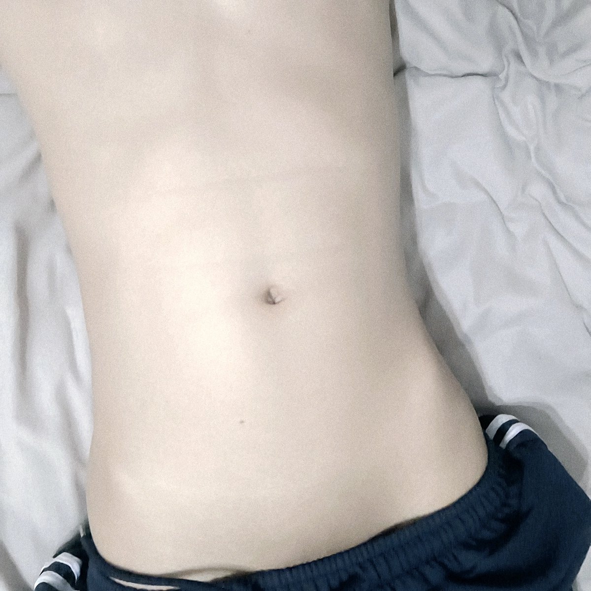 Carter73934026's tweet photo. 我肚肚逼人？#正太 #男孩子 #少年 https://t.co/6RjAFnRrwa