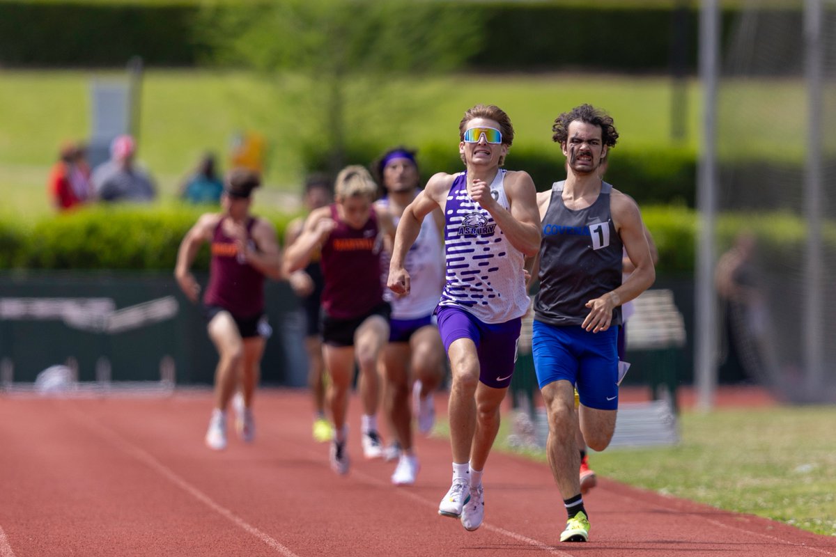 CCofSouth's tweet photo. It’s been a minute since we crowned our CCS Track and Field Champions 🏆

So we’re taking a trip back to championship season and reliving some of our favorite moments through the lens 📸

Swipe through some of our favorite flicks from each championship run and tell us — what was YOUR favorite moment from CCS championship season? 👀⬇️

🏃‍♂️| 🏃‍♀️| #WeAreTheSouth | #CCSChampionships | #CCSMTF | #CCSWTF