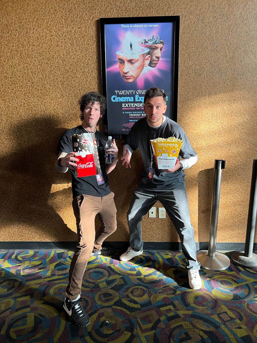 TØP Updates tweet media