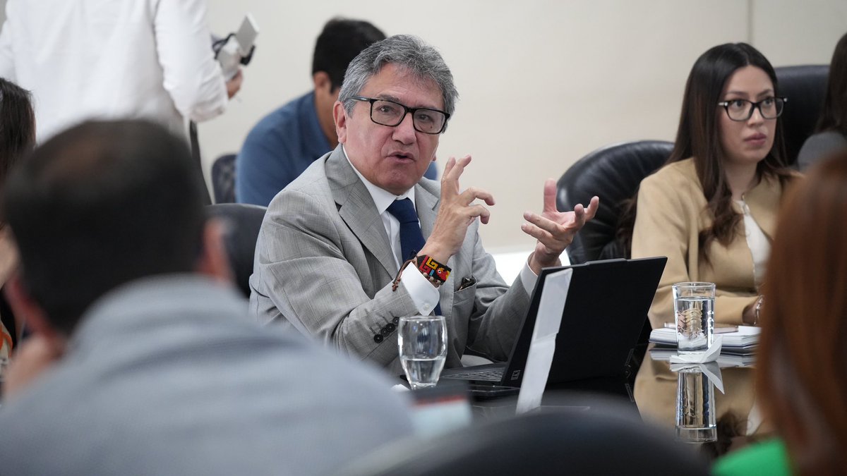 Economía Finanzas Ec tweet media
