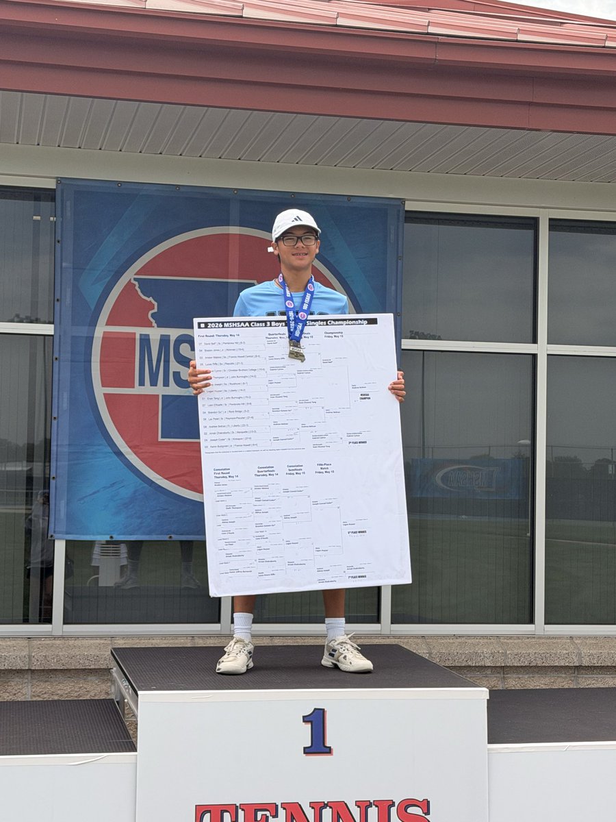 LIBERTYSCHOOLS's tweet photo. Congratulations to @LHSJAYS FRESHMAN Andrew Beltran for winning the boys Class 3 tennis singles state championship over the weekend - the second in LHS history to do so! Read more: https://t.co/KjYKQrgI9A #LPSLeads https://t.co/lJiNU7cGjr