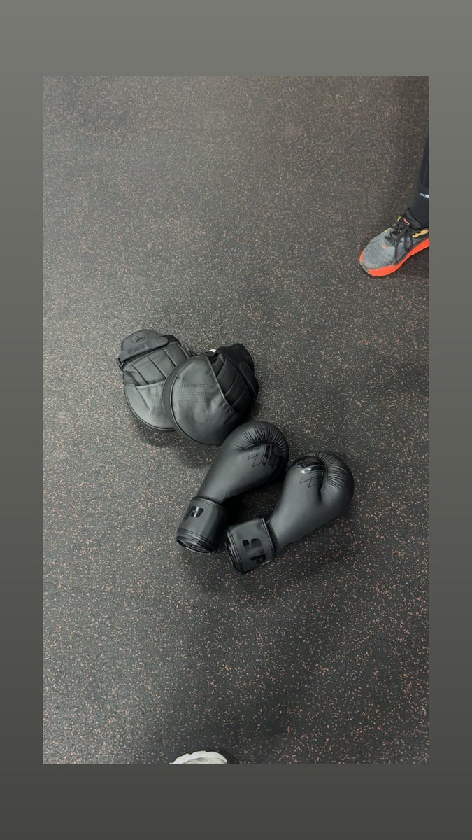 Annie_ruther's tweet photo. 3 gym classes on Monday ๐ฅต but thatโs it till next week #holidaymode #girlsholiday #gym #gymclasses #costa https://t.co/nhSAv7DvoA