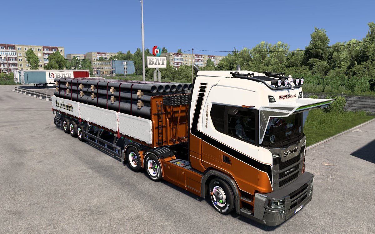 kiramekivoxy1's tweet photo. ようやく色々行けるようになったので
こちらで配送中😊

#ETS2 #ProMods #HAJIME陸送 #ちびすけ 
#YUTAKASHOP #kuramochia https://t.co/rbEVV18hl5