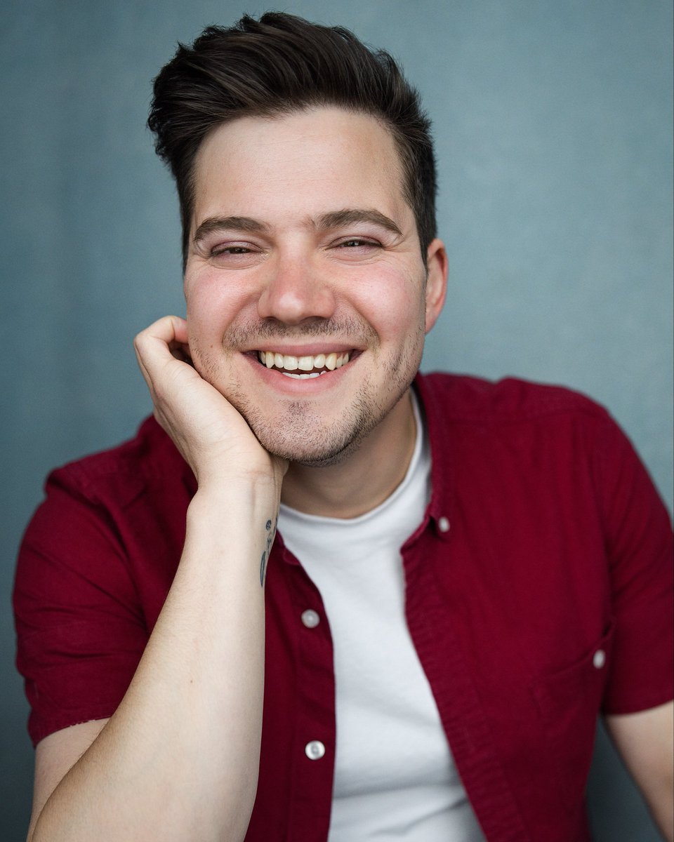 TWeatherburn's tweet photo. Thrilled with these new headshots form the brilliant @yellowbellyfoto https://t.co/ym6xHwEpCH