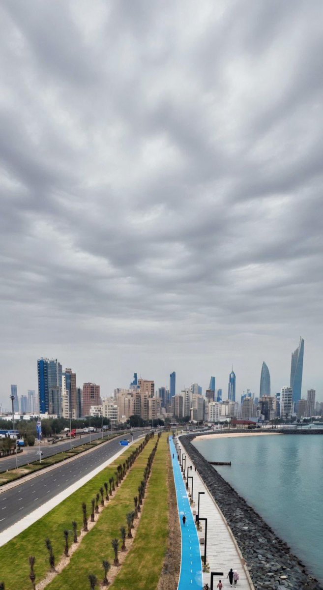 srt8q_'s tweet photo. هذه الكــويت يا كثر حسادها 🇰🇼❤️ https://t.co/hNc1GfBlpv