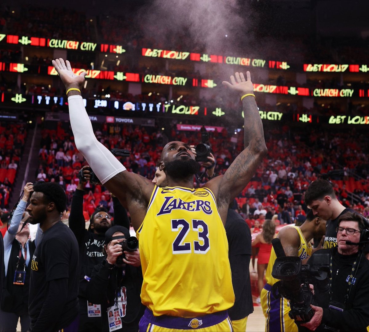 YostinNBA tweet media