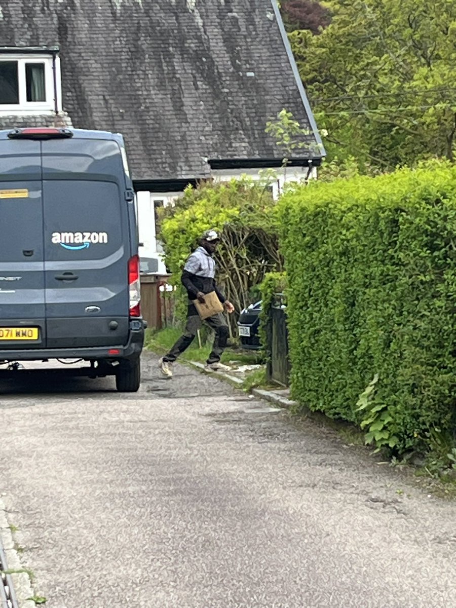 ips1978's tweet photo. @AmazonUK  abysmal delivery driver. Blasted his horn behind me as I’m walking with my dogs. First time there was no pavement. Twice reverses into wire fence while trying to turn damage to OSF and fence. Drives off without acknowledging his RTC or leaving details. https://t.co/8rmE5JItZ0