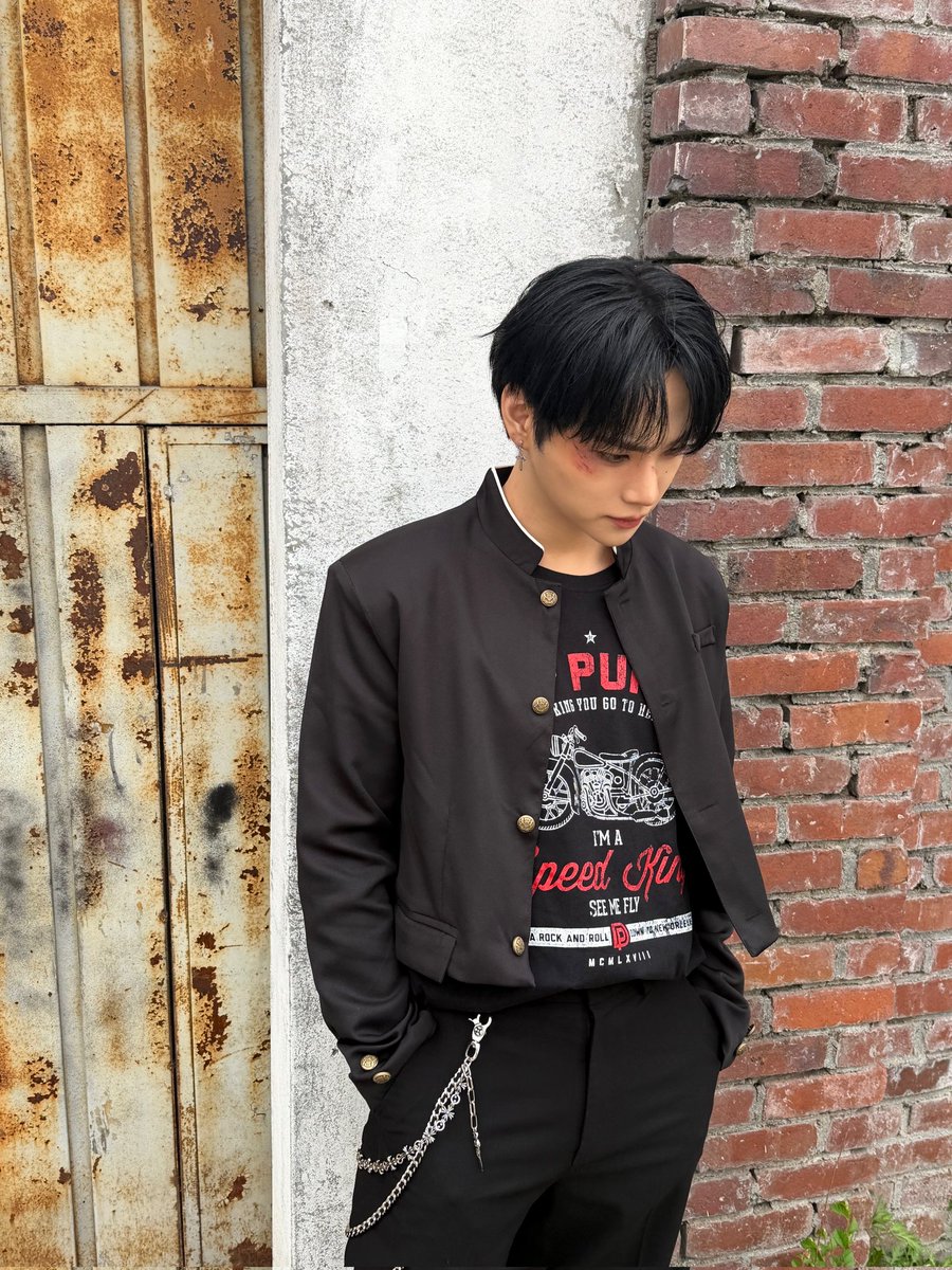 SiyunFr_Fan's tweet photo. 🐯• 16/05/26

☆Weverse☆: Nous sommes effrayants

La dernière photo est celle qui fait le plus peur. Ne me réveillez pas.

#앰퍼샌드원 #AMPERSANDONE
#윤시윤 #SIYUN

~🍥 https://t.co/gVUiW9f1pG