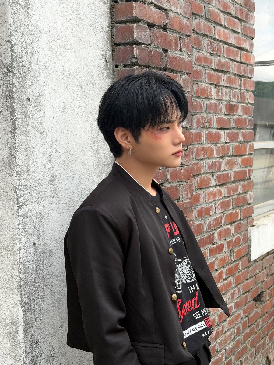 SiyunFr_Fan's tweet photo. 🐯• 16/05/26

☆Weverse☆: Nous sommes effrayants

La dernière photo est celle qui fait le plus peur. Ne me réveillez pas.

#앰퍼샌드원 #AMPERSANDONE
#윤시윤 #SIYUN

~🍥 https://t.co/gVUiW9f1pG