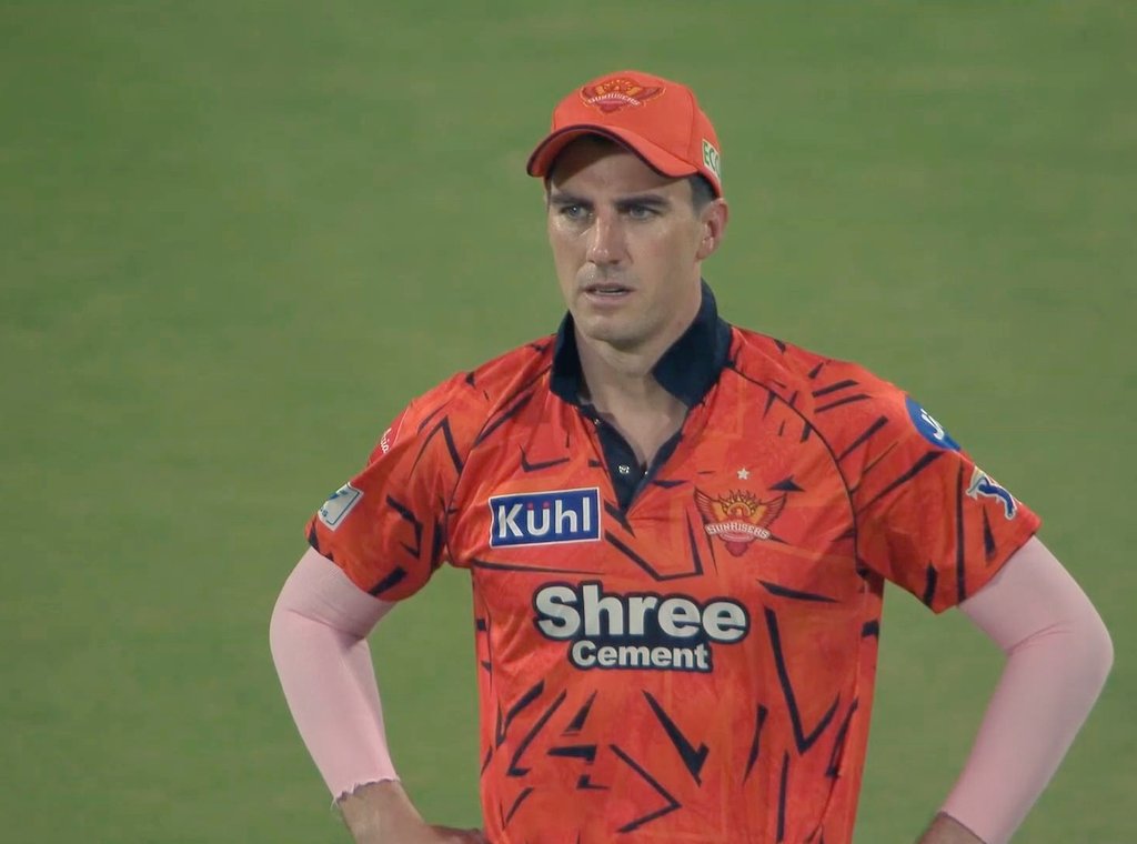 IndianCricNews's tweet photo. SRH & GT Qualified for the Playoffs
#IPL2016 https://t.co/nUuVRMYwlg