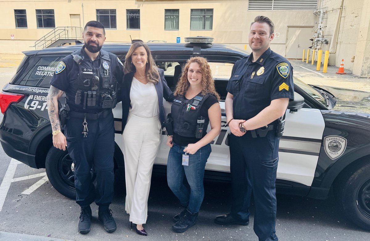 NorthSuffolkOrg's tweet photo. Thanks to @NBC10Boston Reporter JC Monahan for shining a light on the important work of co-response partnerships between social work clinicians and police, like NSCS' Kate Moore and @CambridgePolice, one of our 5 PD partners.  #mapoli 
Watch: https://t.co/DCyzOxEqOs https://t.co/CKj7d0CahS