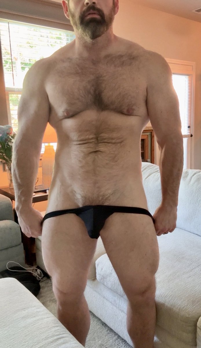 Muscle Daddy tweet media