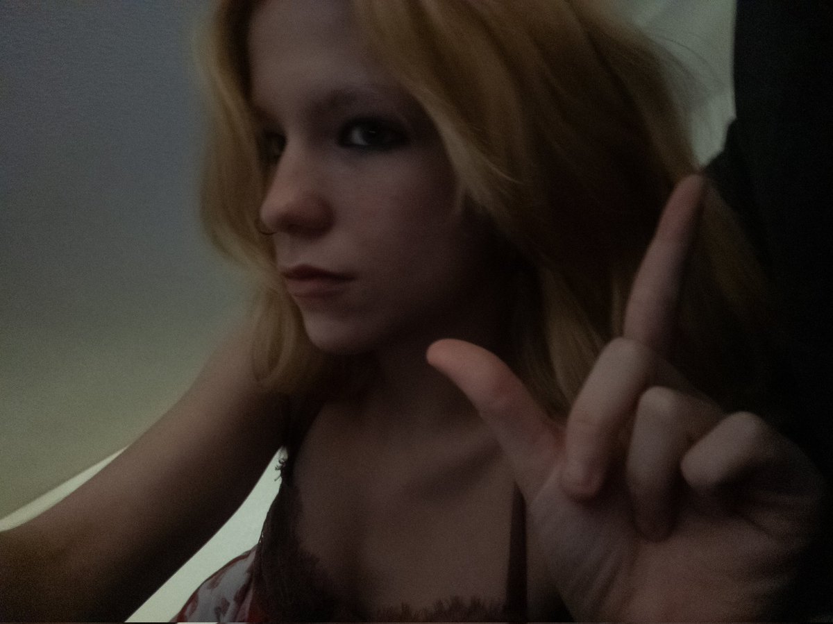 miss soleil , 💜 findom . tweet media