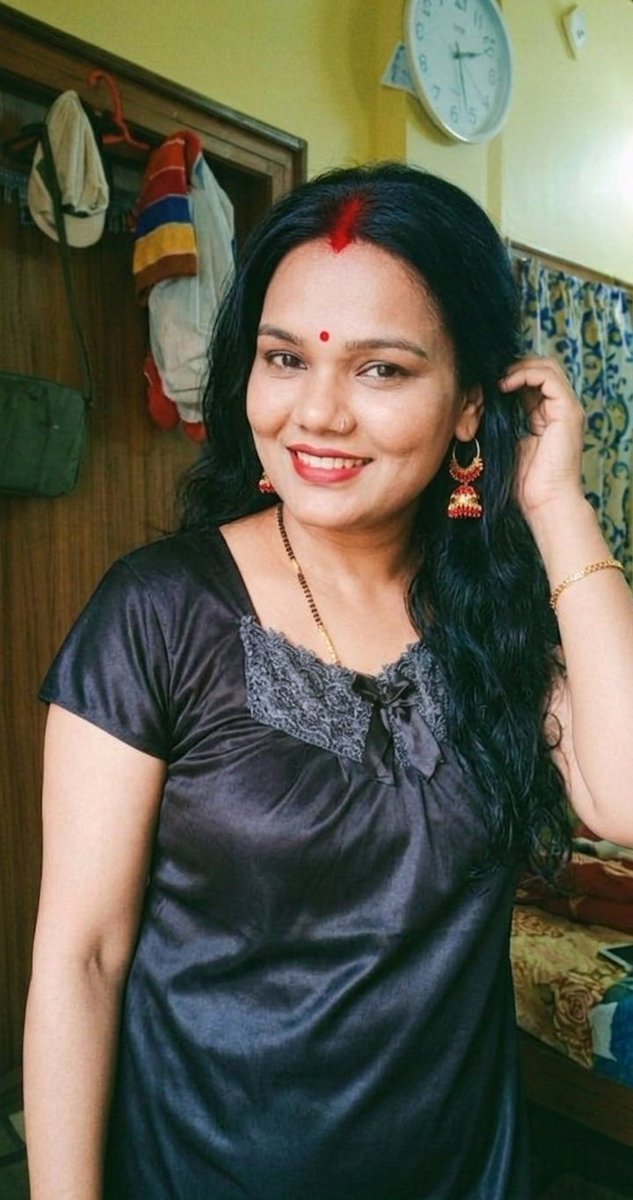 surbhi neha singh tweet media