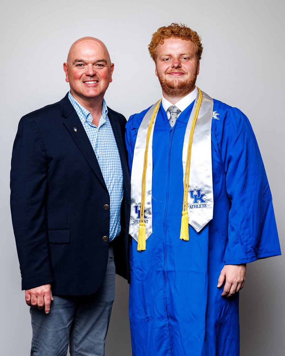 UKRifle's tweet photo. Missing Brandon, but super proud of all our 2026 grads! #BBN https://t.co/QctzWiHrso
