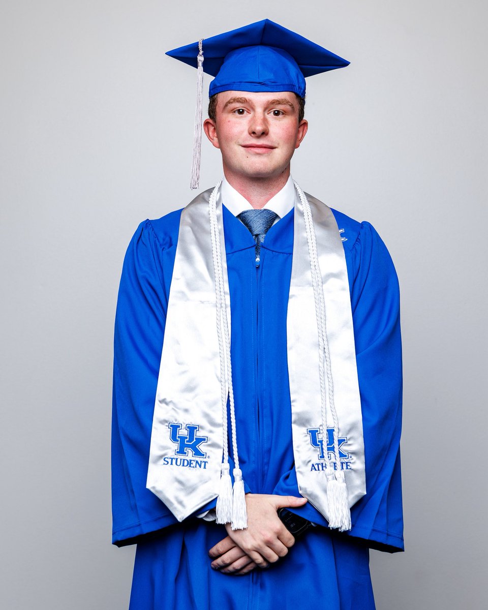 UKRifle's tweet photo. Missing Brandon, but super proud of all our 2026 grads! #BBN https://t.co/QctzWiHrso
