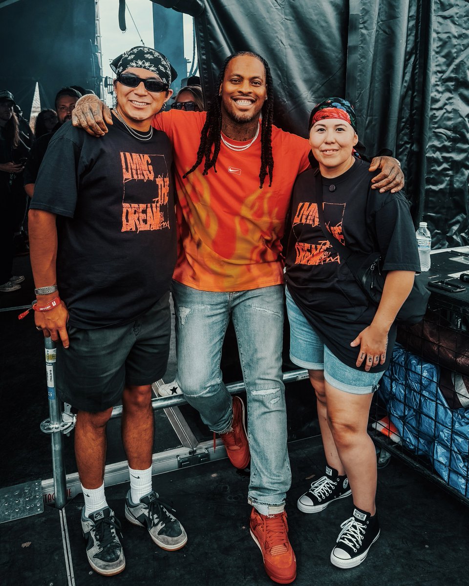 RockvilleFest's tweet photo. POV: You sing with @olobersyko for your Dream Day 🤘

Battling Stage 4 Cancer, Jessyca has turned to music to get her through the hardest parts of life. Her weekend felt straight out of a movie, from her unforgettable experience with @LambOfGod to hanging backstage with @BMTHOfficial and @WakaFlocka. For a little while, Jessyca was able to forget all she’s going through and feel like the rockstar she is.

📸 Matty Vogel
🎥 Alex Ayala