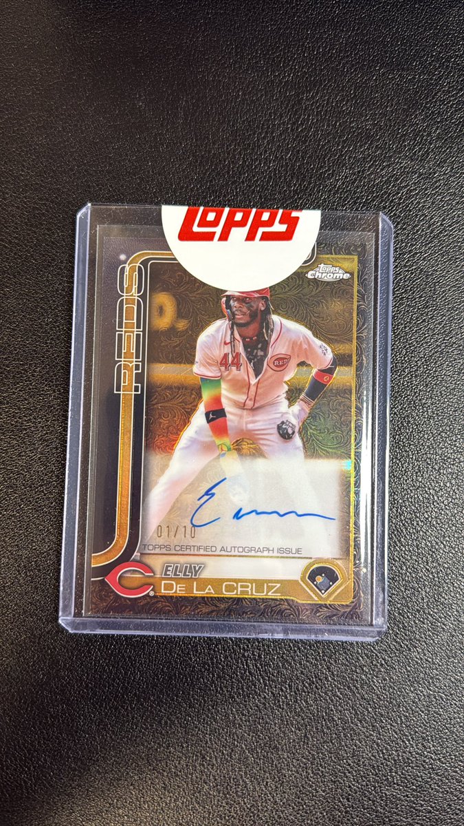 🔥 FOR SALE 🔥 2025 Topps Gilded Black Gold Auto Refractor Elly De