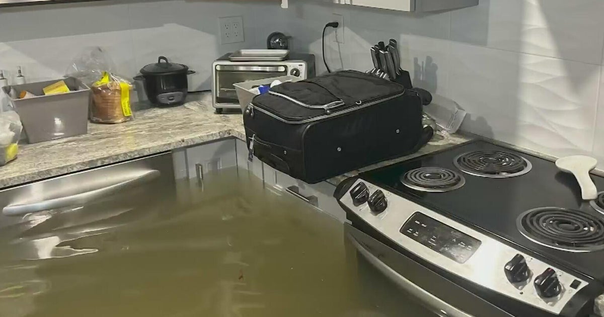 Nancywolfesmith's tweet photo. South Florida homeowners face a difficult balance between rising costs and the unpredictable threat of severe weather.
https://t.co/VZkSVznKx5 https://t.co/8qPxnzP1Ev