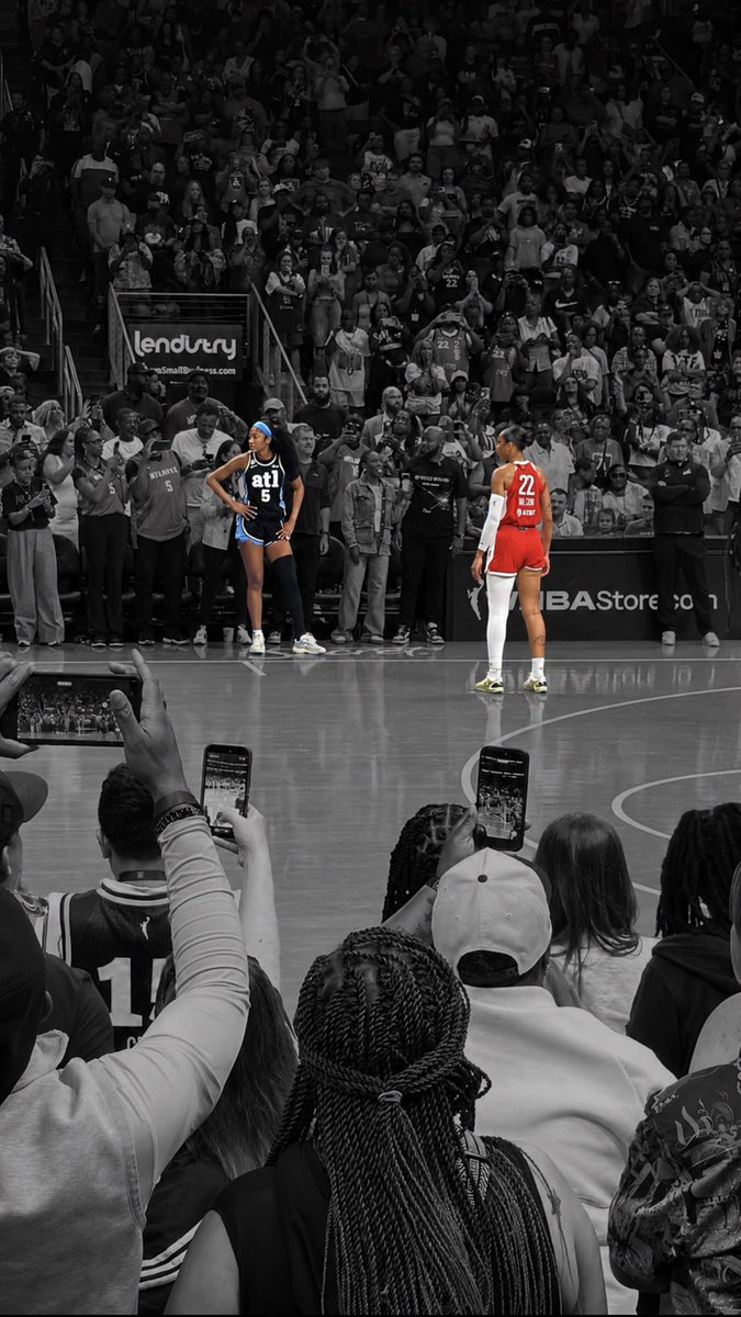 I talk hoops 🏀 tweet media