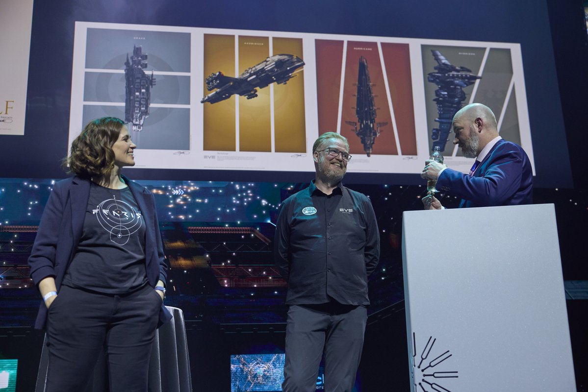 EVE Online tweet media