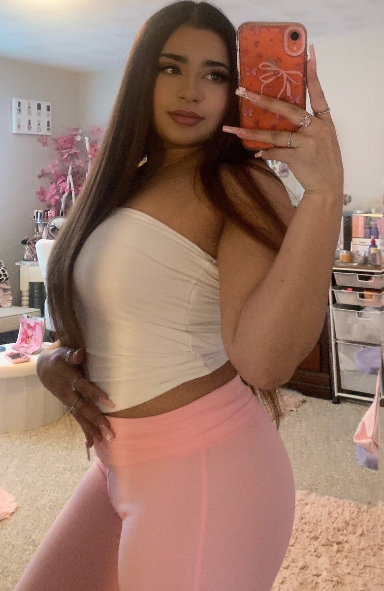 𝐝𝐚𝐧𝐢 ♡ tweet media