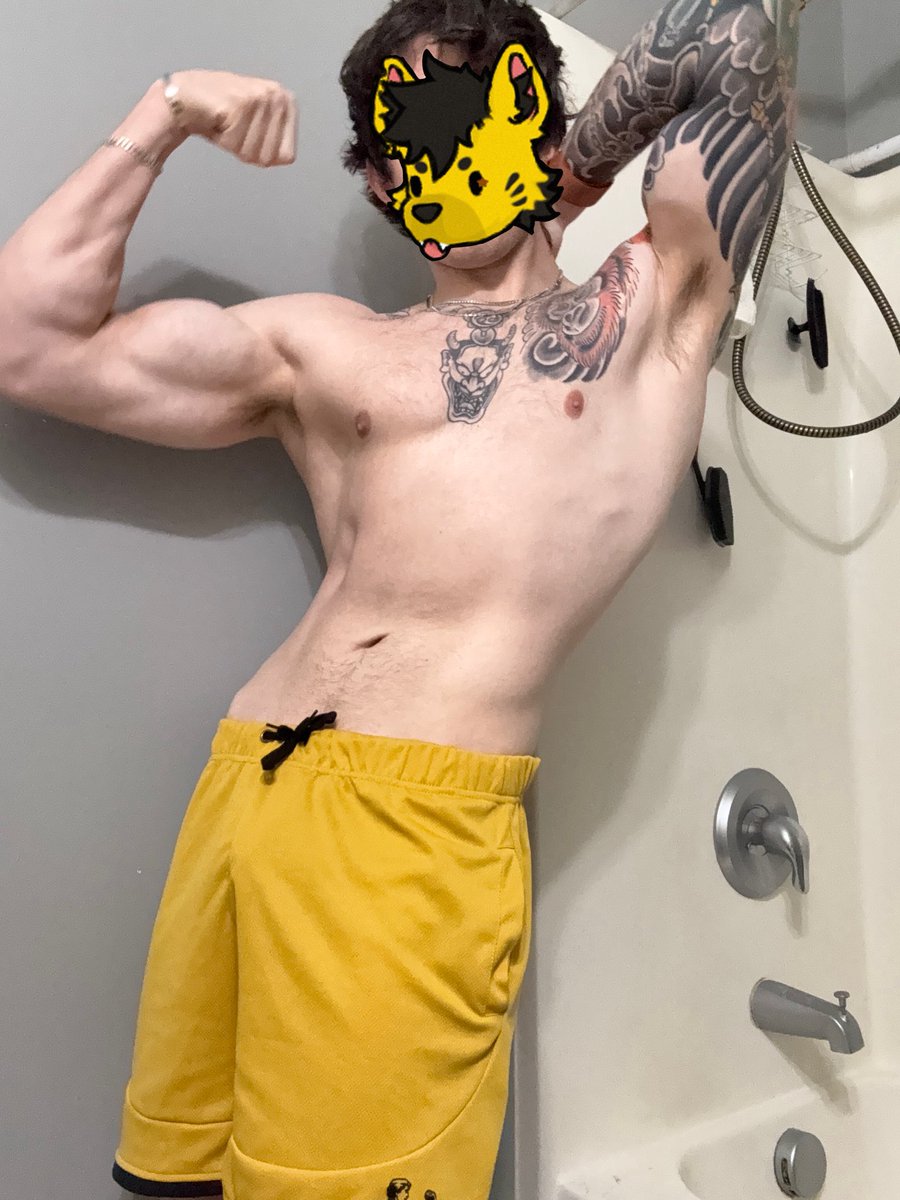 Daveytheyeen 🔜MP tweet media