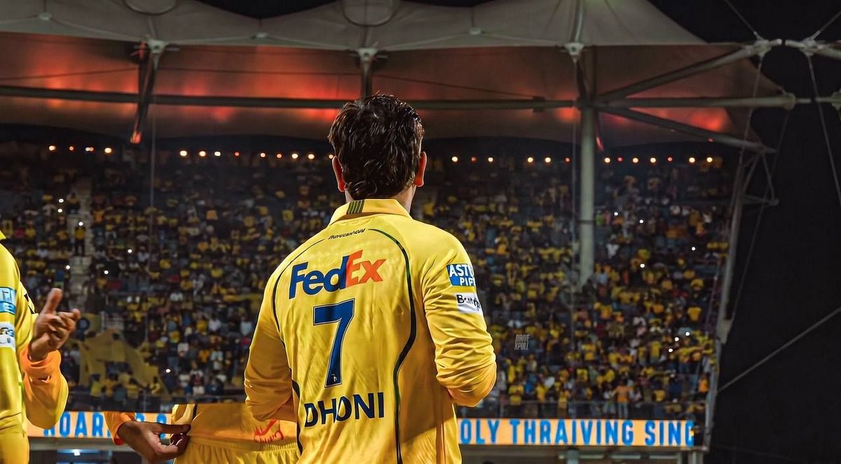 SirronOfficial's tweet photo. MS DHONI FOOLED US 💔

Winning the IPL was never as easy as he made it look. Taking CSK to the playoffs 12 times in 14 seasons isn't consistency, it's dominance....!
He fooled us by turning finals and trophies into habits making the IPL feel easy 💔🥹 https://t.co/dWE3UsPv15
