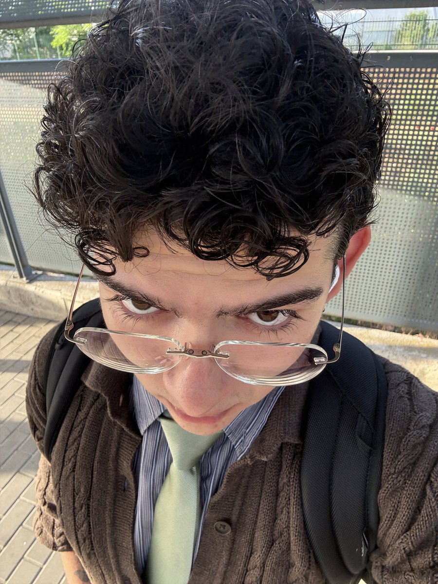drew_pixels's tweet photo. hoy google photos me recordo de lo extremadamente delgado que estaba en 2019/20, y siento que aun no estoy en mi fisico deseado pero kinda proud de estar progresando, normalmente no aprecio mi progress daily https://t.co/JGjrVR2FfK
